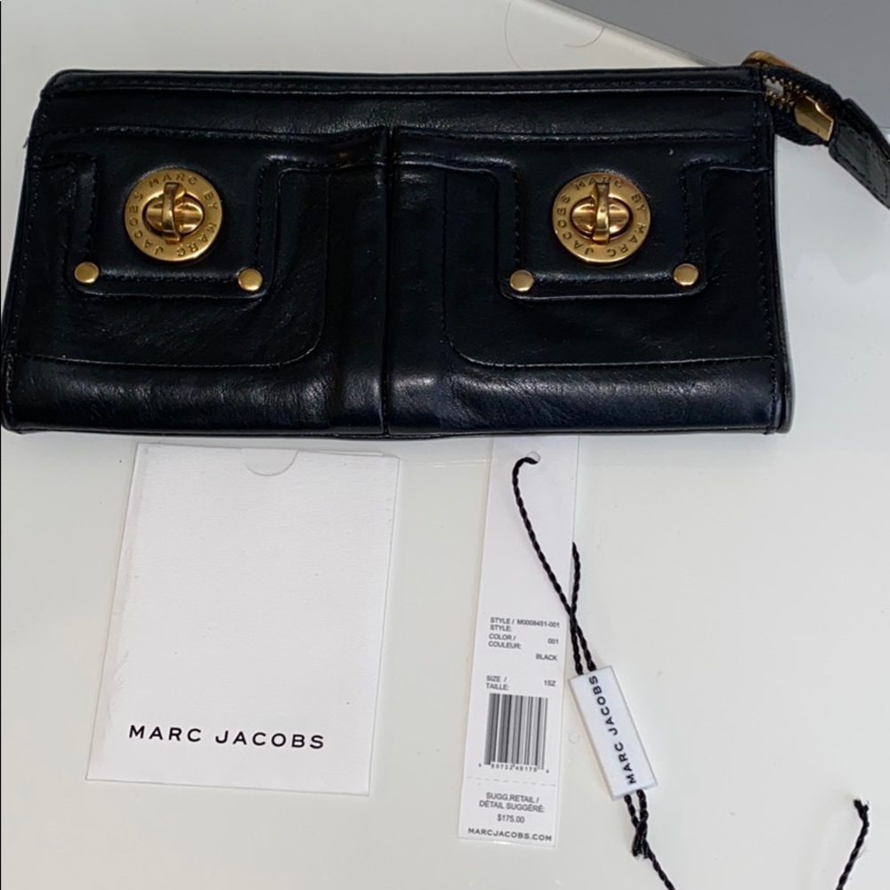 Marc Jacobs black wallet